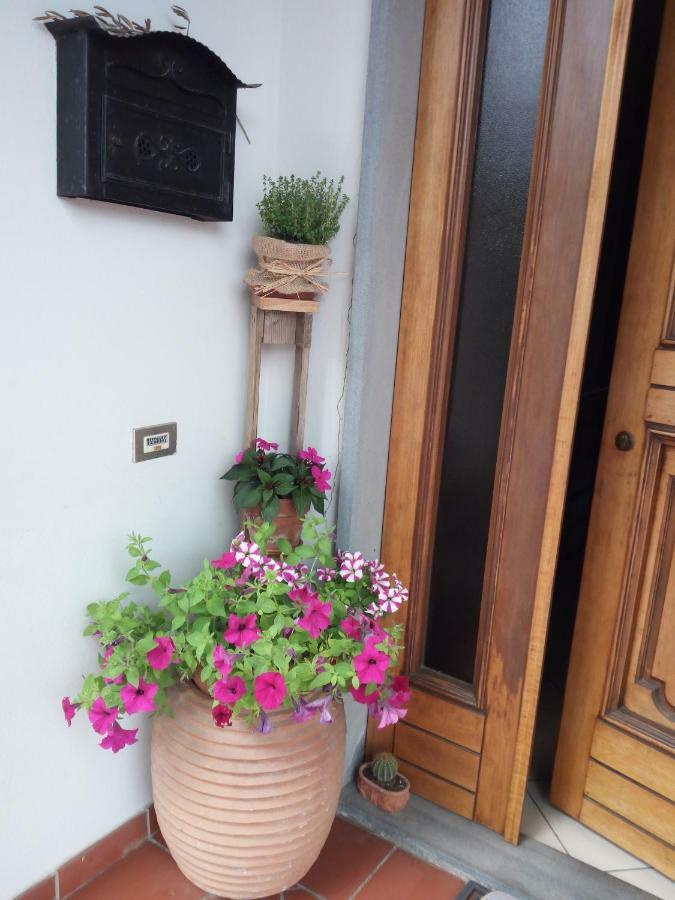 Apartmán A Casa Di Lavinia Quarrata Exteriér fotografie